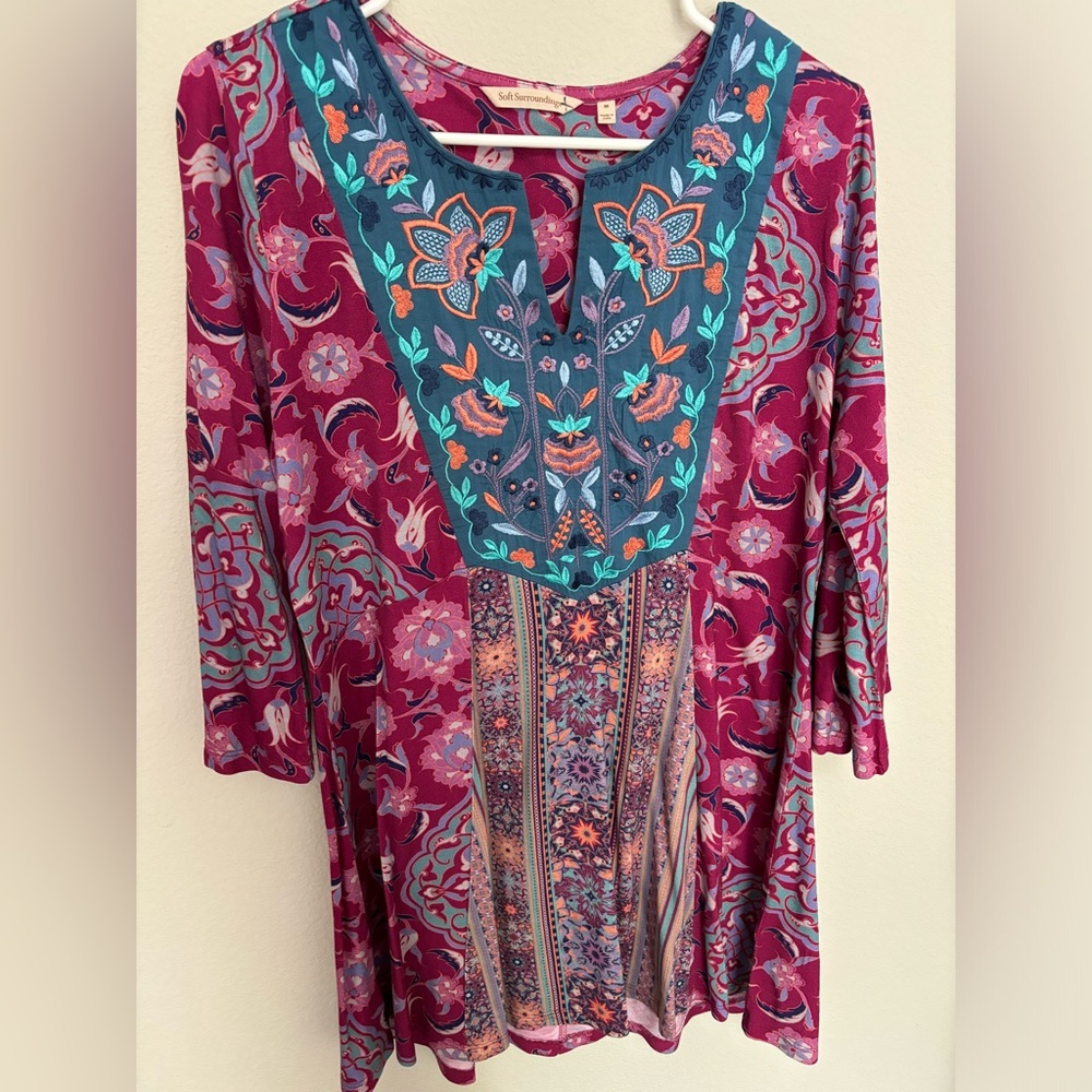 NWOT Soft Surroundings embroidered top